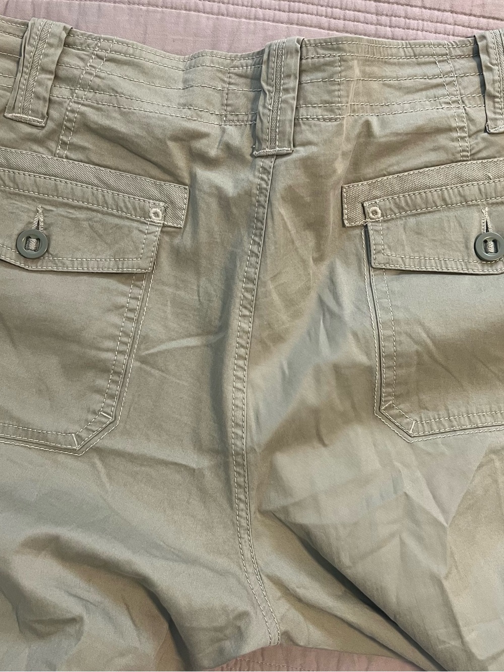 Aventura Light Sage Cargo Capris - Picture 5 of 8
